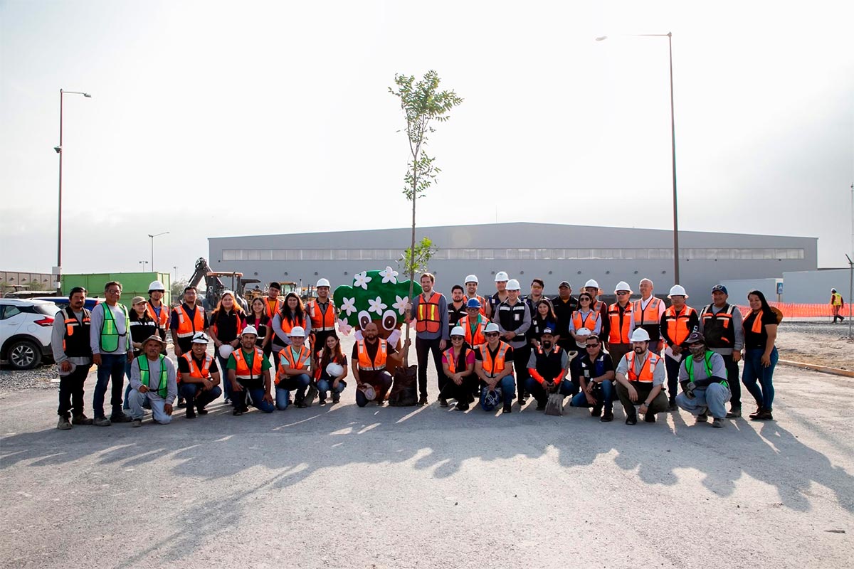 International-Motors-México-CV_MX1__69136a2e6034f97397c1d72b_2