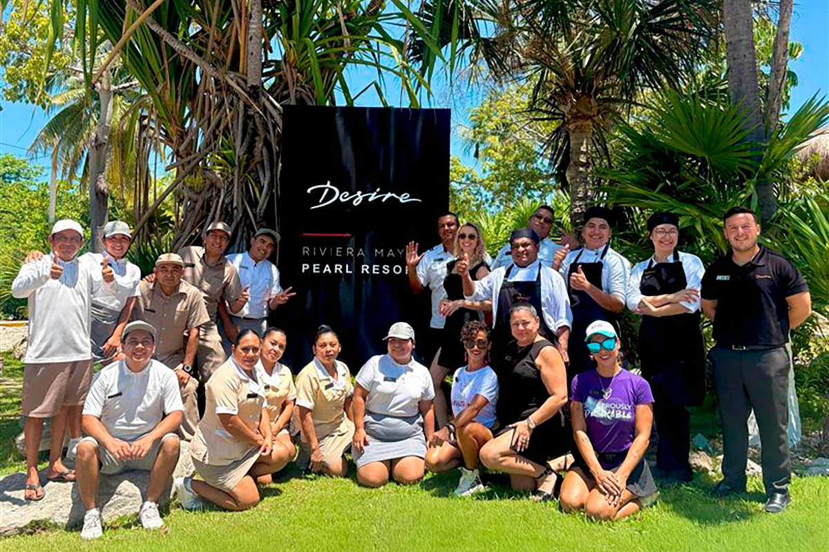 ORIGINAL-GROUP_MX1__69136a2e6034f97397c1d72b_6