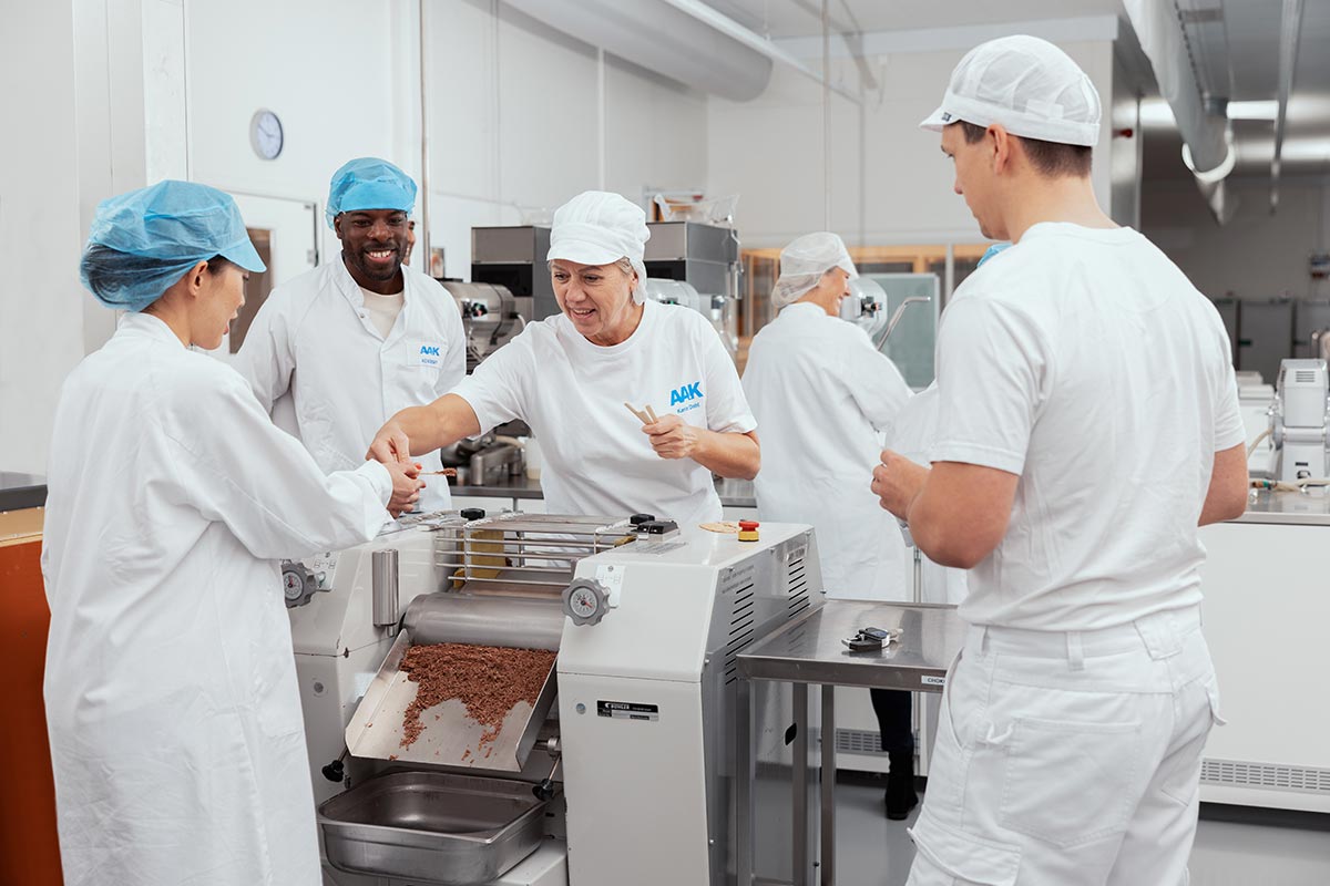 AAK_MX1__6945bb6b8c572a78cfe68e1f_1