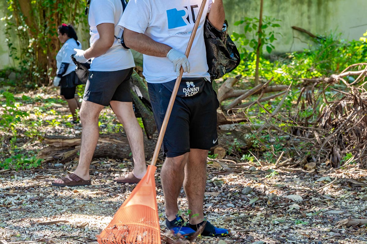 MANAGMENT-AND-CONSULTING-RT_MX1__692df186df25b981bad94f35_1