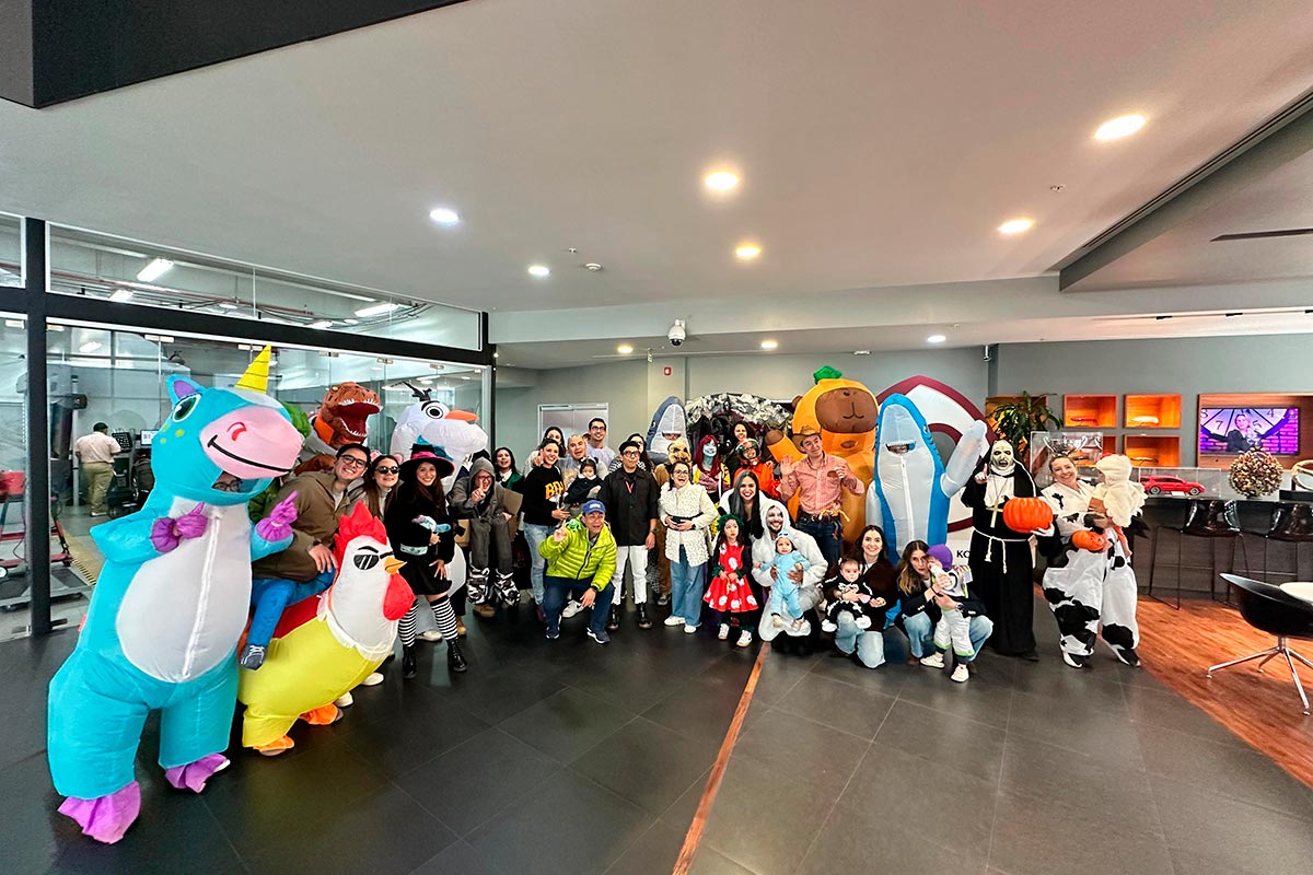 MAZDA_MX1__692df186df25b981bad94f35_1